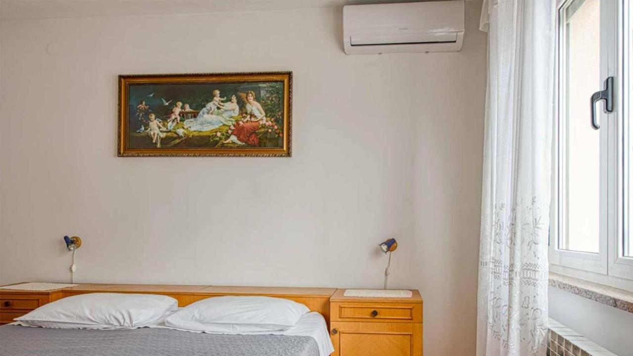 Room Mario ロヴィニ エクステリア 写真